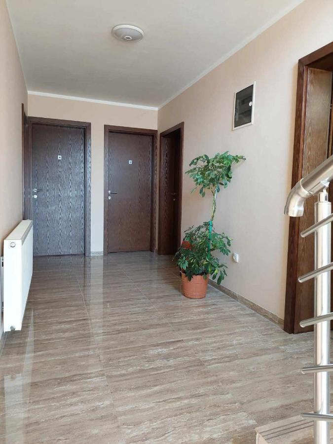 Restoran Bmb Hotel Odzak Luaran gambar