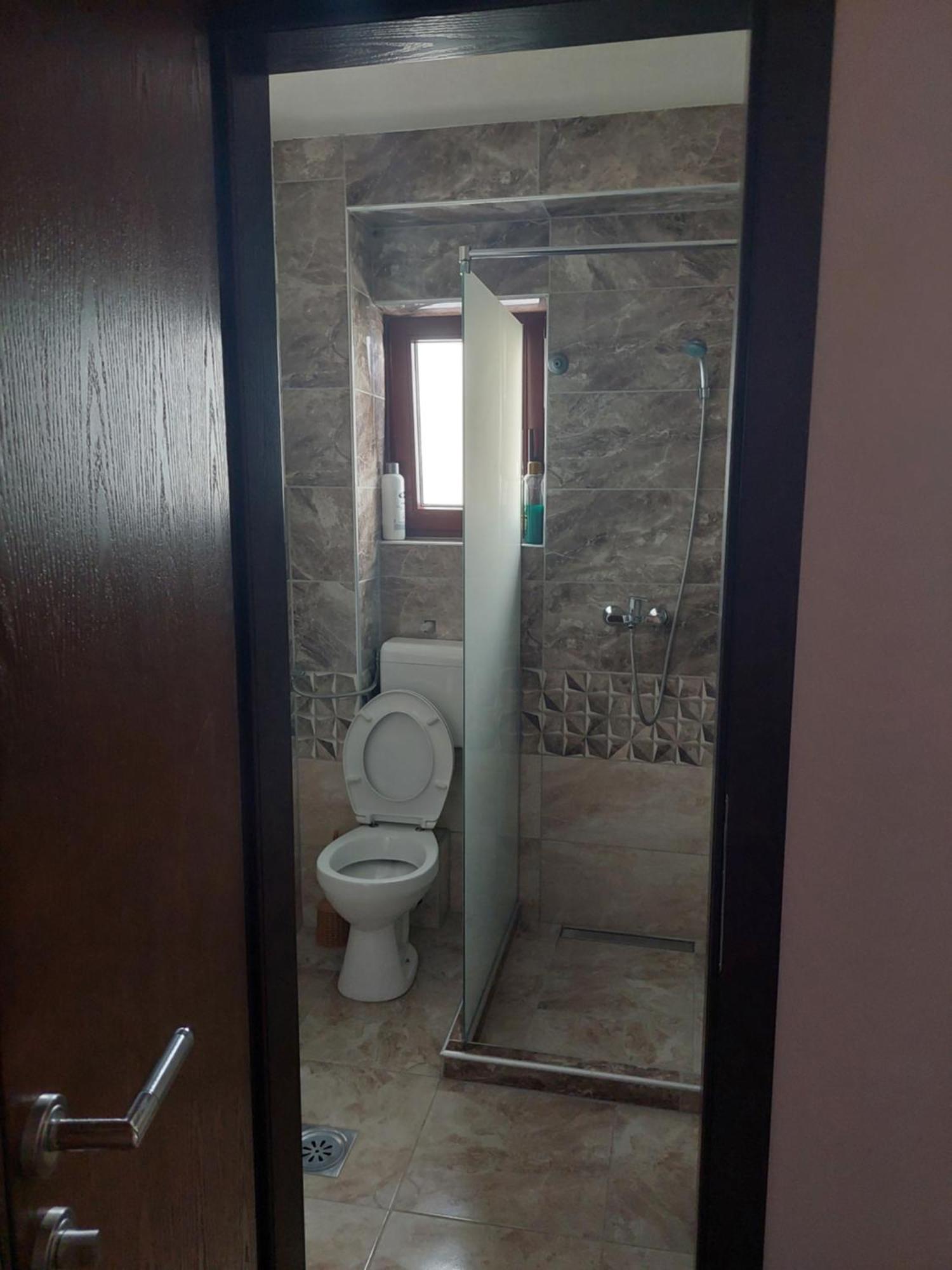 Restoran Bmb Hotel Odzak Luaran gambar